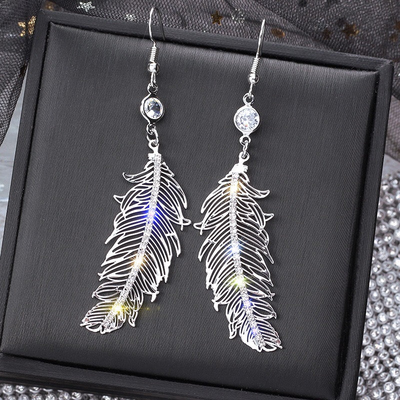 Leaf Diamond Earrings