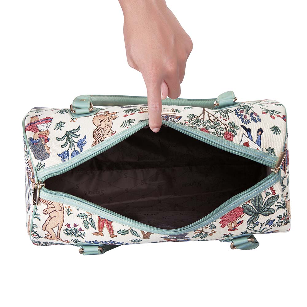 Alice in Wonderland - Travel Bag