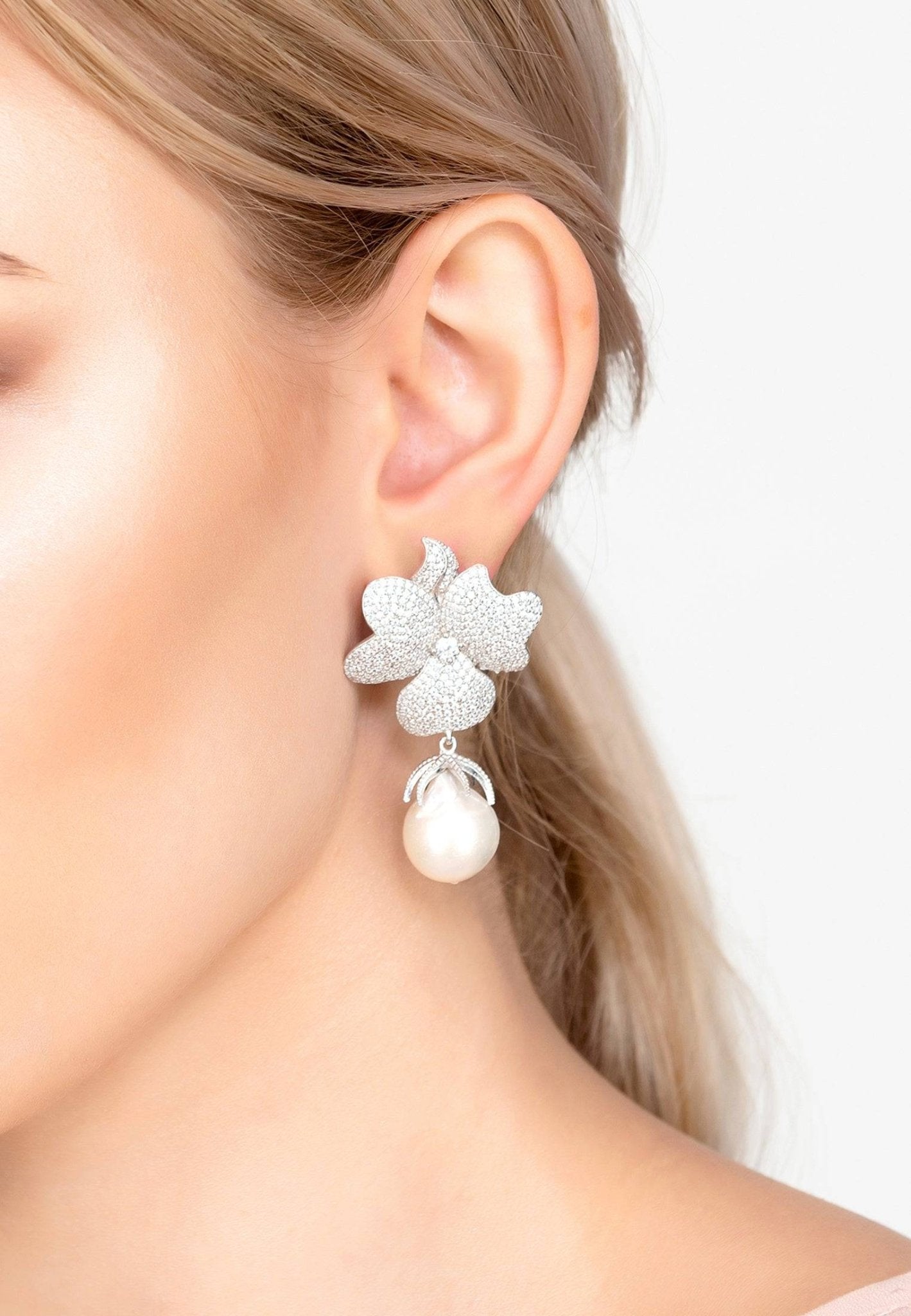 Baroque Pearl White Flower Drop Earring Silver