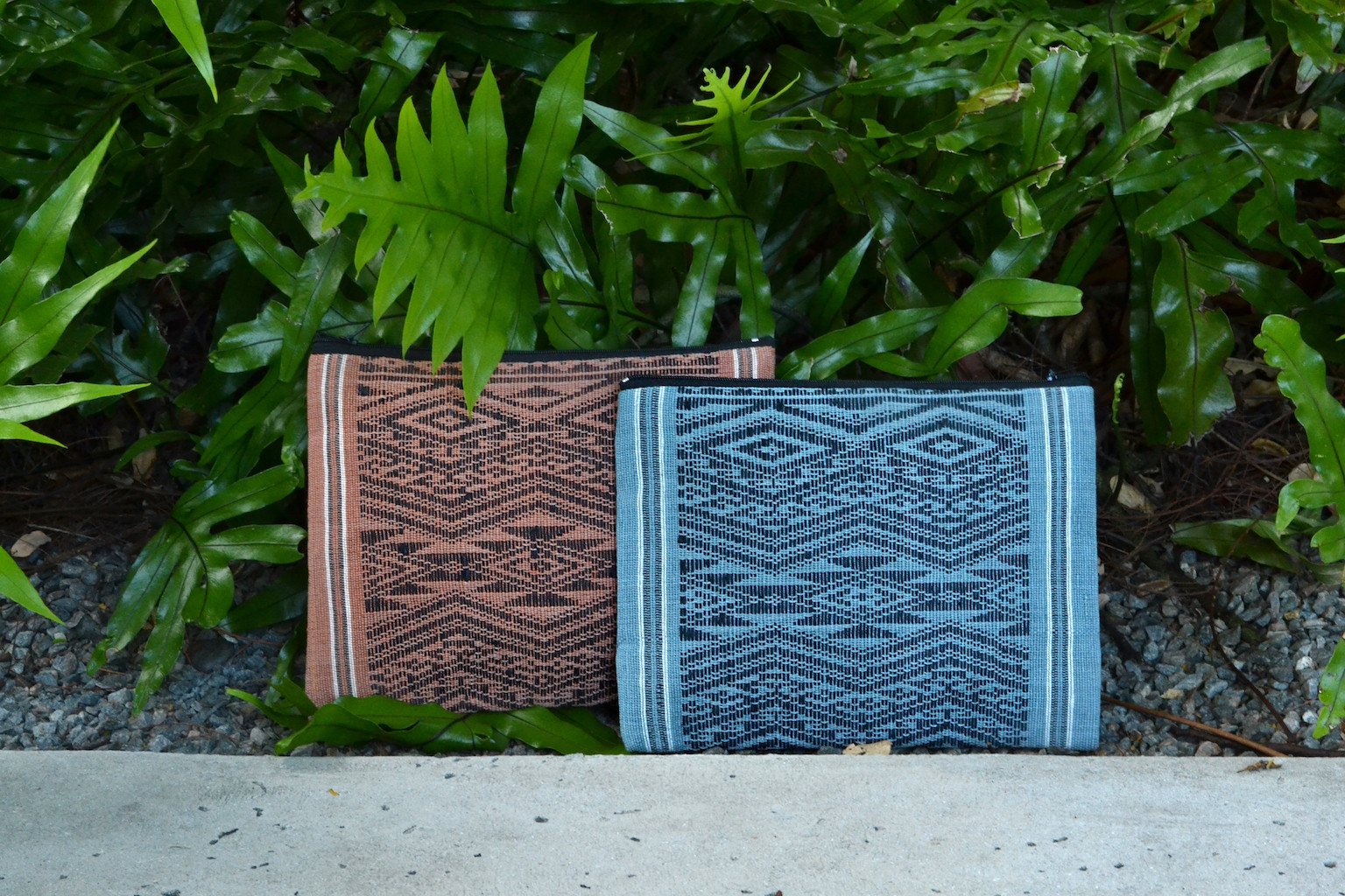 Ocean Tribal Clutch