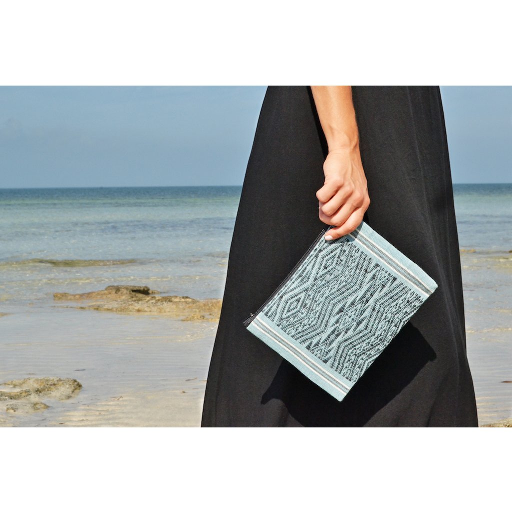 Ocean Tribal Clutch